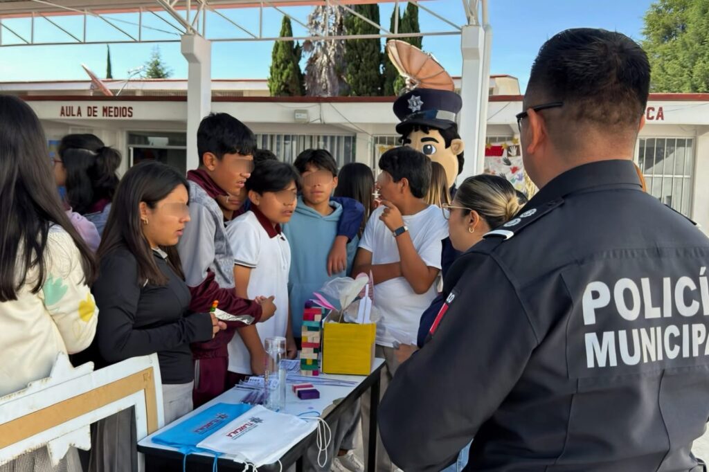 LLEVA SMDIF DE TLAXCALA CARRUSEL DE SERVICIOS A ESTUDIANTES EN LA JOYA PARA FORTALECER ENTORNOS SEGUROS Y LIBRES DE VIOLENCIA