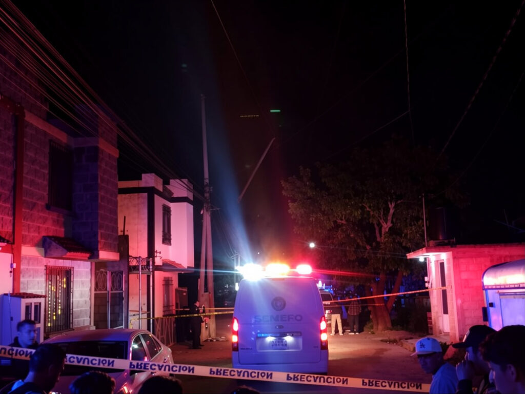 FISCALÍA INVESTIGA HOMICIDIO DE HOMBRE HALLADO SIN VIDA EN SANTA ÚRSULA ZIMATEPEC
