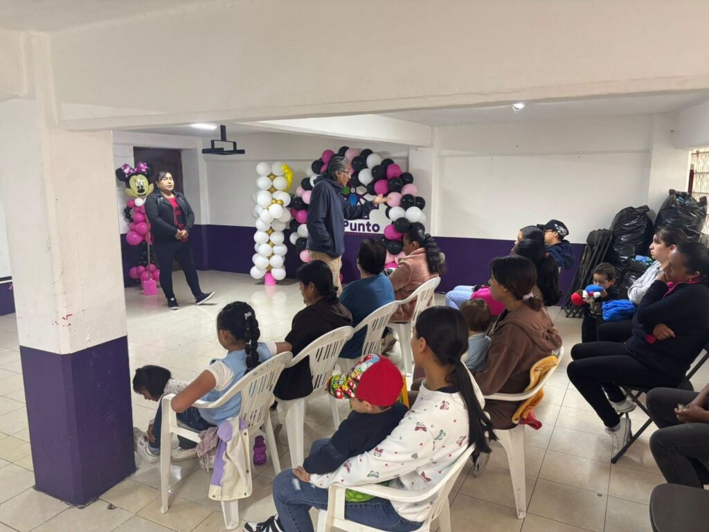 CAPACITARON A FAMILIAS Y CUIDADORES PARA PROTEGER A LOS ADULTOS MAYORES DE ACCIDENTES
