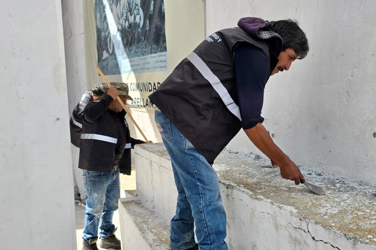RENUEVAN CANCHA DE TEPEHITEC: BRIGADAS DE #MÁSTERRITORIO RESCATAN ESPACIO PARA LAS FAMILIAS