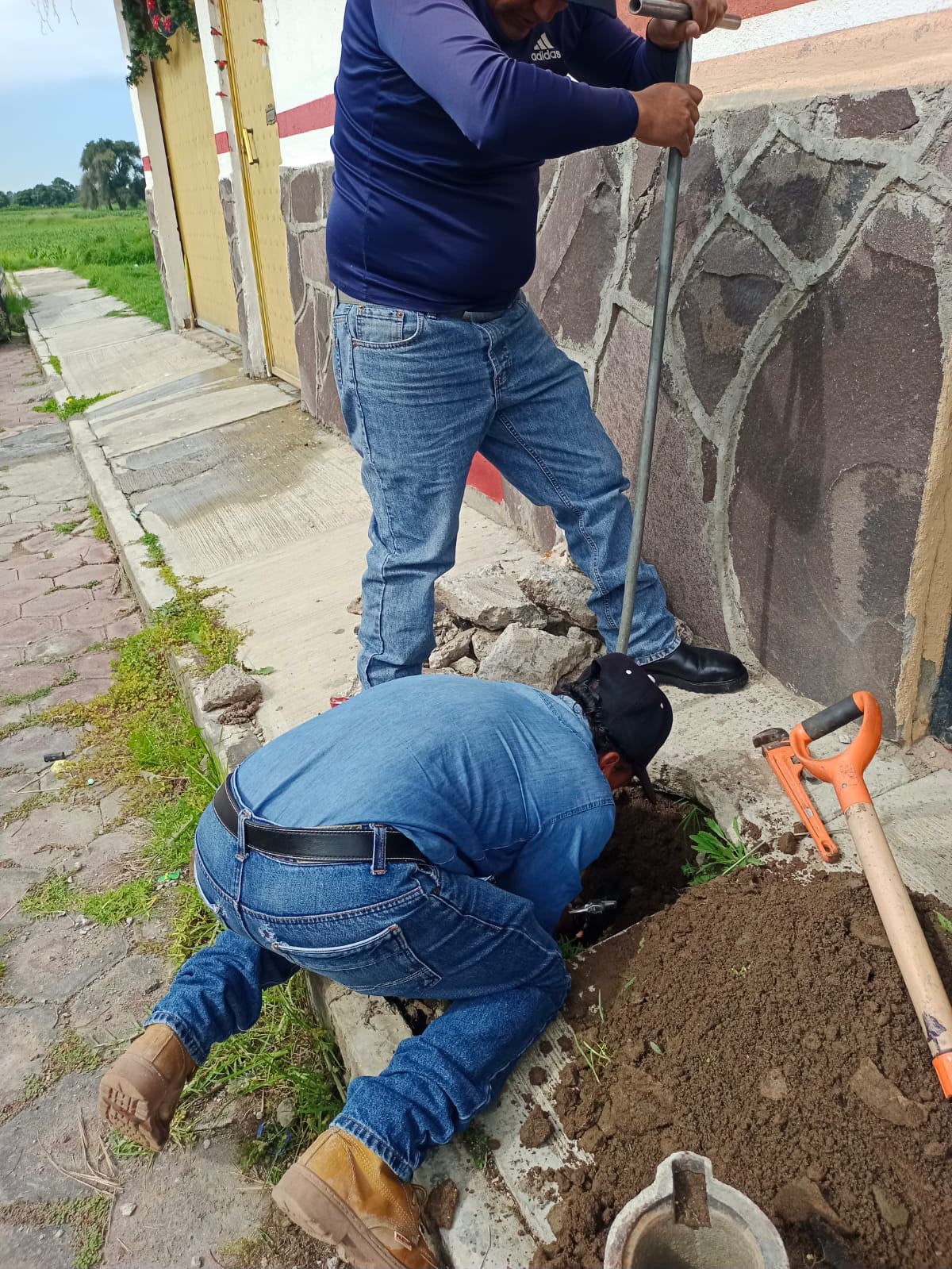 CAPAMH CONTINÚA ATENDIENDO REPORTES CIUDADANOS PARA FORTALECER LA RED DE AGUA POTABLE.