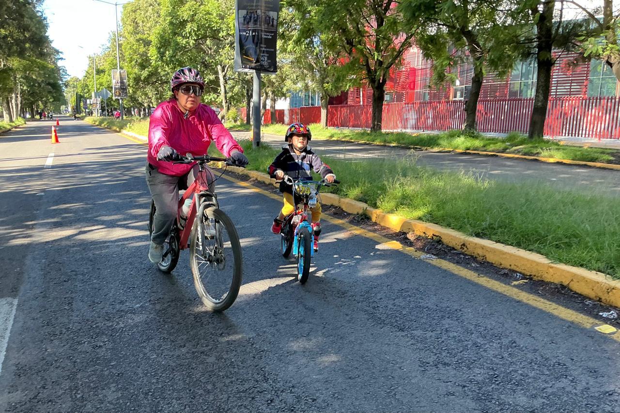 “MUÉVETE TLAXCALA” HA UNIDO A LAS FAMILIAS DE LA CAPITAL CON PASEO DE MASCOTAS O ANDANDO EN BICICLETA