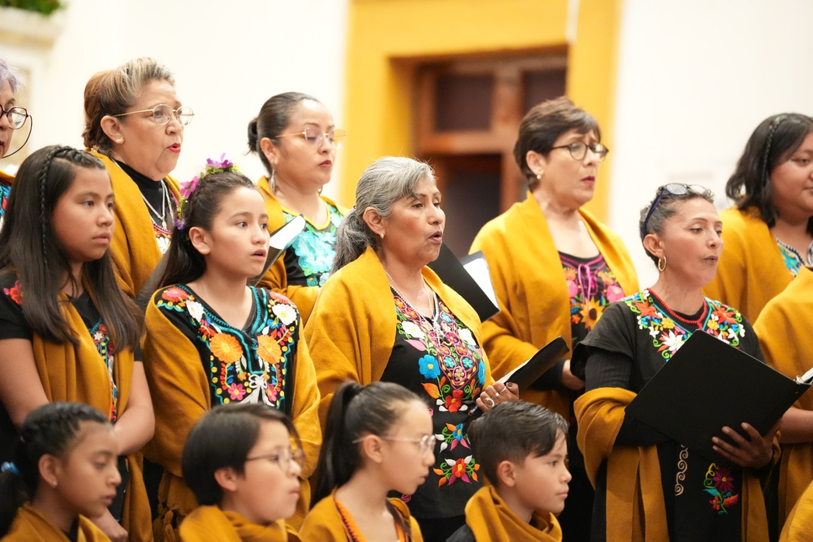 AYUNTAMIENTO DE TLAXCALA ACERCA A TERRENATE LA MÚSICA DEL ENSAMBLE YOLOXÓCHITL CON GRAN CONCIERTO