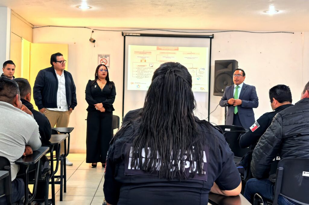 RECIBEN POLICÍAS DE LA CAPITAL CAPACITACIÓN PARA CONSOLIDAR UNA ATENCIÓN CIUDADANA CON TRANSPARENCIA Y PROFESIONALISMO