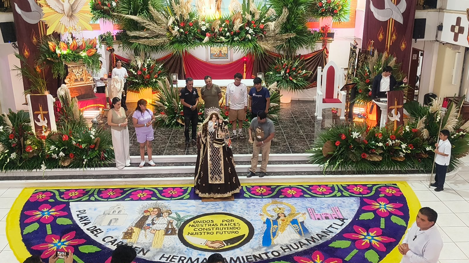 HUAMANTLA FORTALECE SU PROYECCIÓN NACIONAL CON HERMANAMIENTO Y PROMOCIÓN DE SUS TAPETES MONUMENTALES EN PLAYA DEL CARMEN