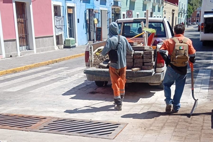 AYUNTAMIENTO DE TLAXCALA MEJORA EL DESAGÜE PLUVIAL EN LA AVENIDA INDEPENDENCIA