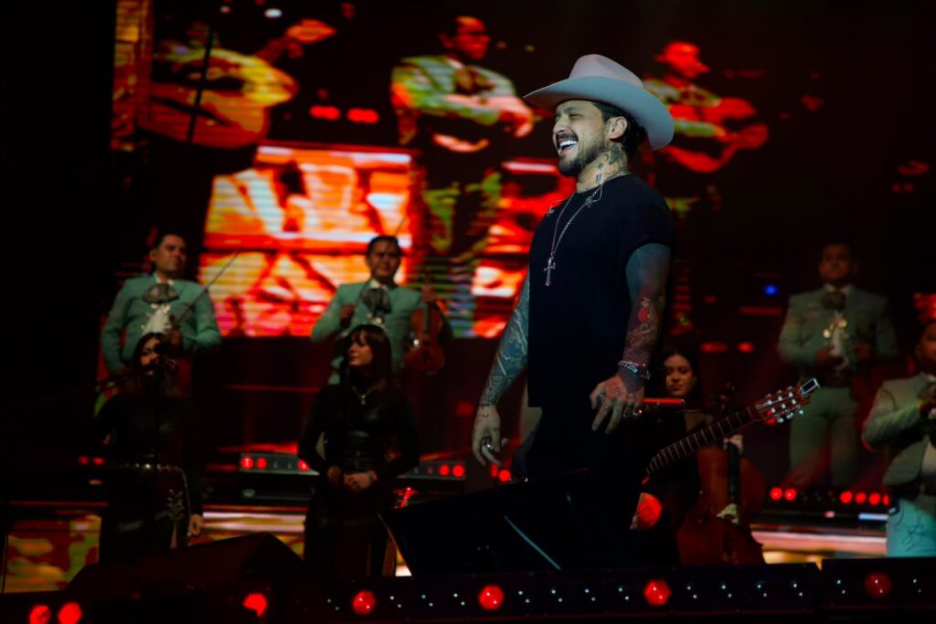 Christian Nodal hace vibrar el Foro Latido y consolida a la Feria de Huamantla como una de las más importantes de México