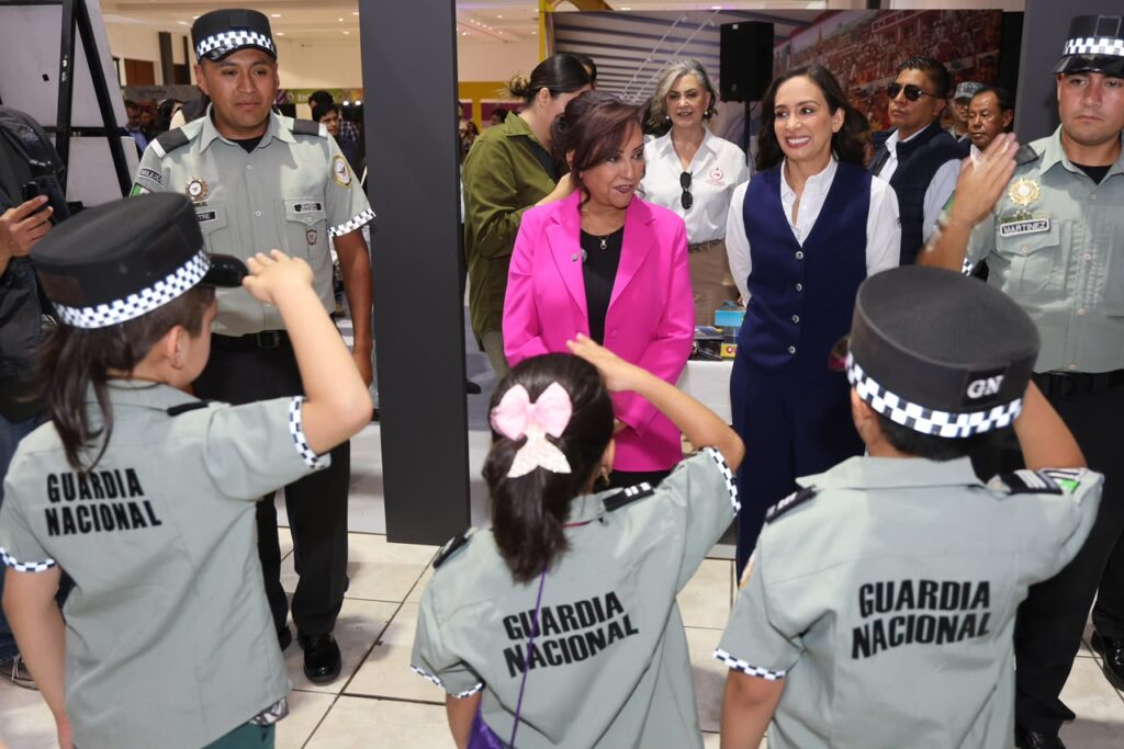 GOBERNADORA CONVIVE CON MÁS DE 500 INFANTES DEL CURSO DE VERANO “CIUDAD DE LAS Y LOS NIÑOS 2026” DEL SEDIF.