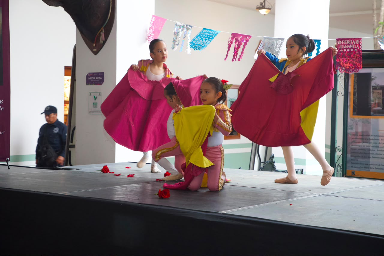 HUAMANTLA VIVE UNA NOCHE DE TAUROMAQUIA, TRADICIÓN Y CULTURA PREVIO A LA CORRIDA DE LAS LUCES