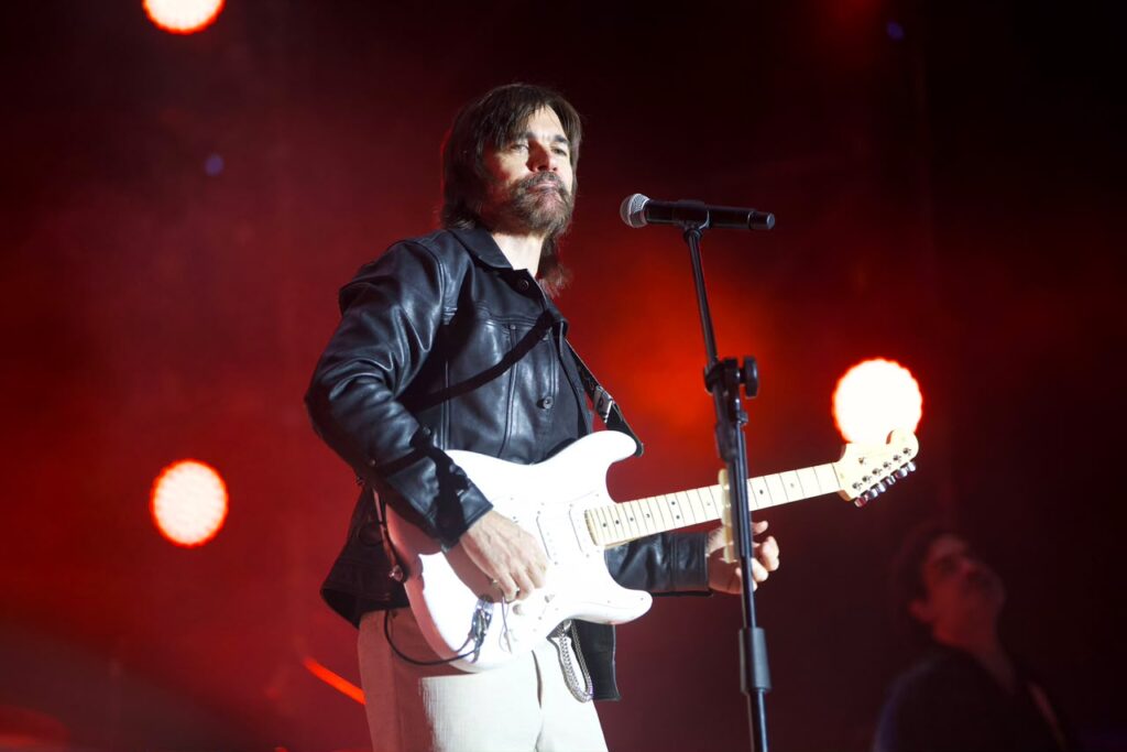JUANES HACE VIBRAR HUAMANTLA CON UN ESPECTÁCULO DE TALLA INTERNACIONAL
