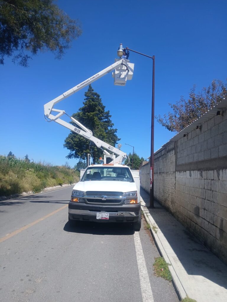 SERVICIOS MUNICIPALES MANTIENE LABORES PERMANENTES PARA QUE HUAMANTLA BRILLE MÁS