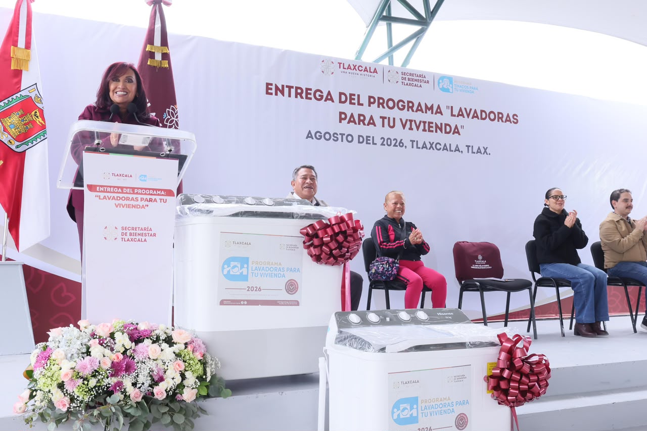 GOBERNADORA LLEVA APOYOS DIRECTOS A LOS HOGARES CON PROGRAMA DE LAVADORAS.