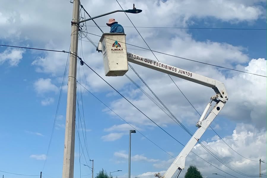 ¡MÁS LUZ Y MAYOR SEGURIDAD! #MÁSTERRITORIO LLEVA AMPLIACIÓN DE ALUMBRADO A HUITRÓN