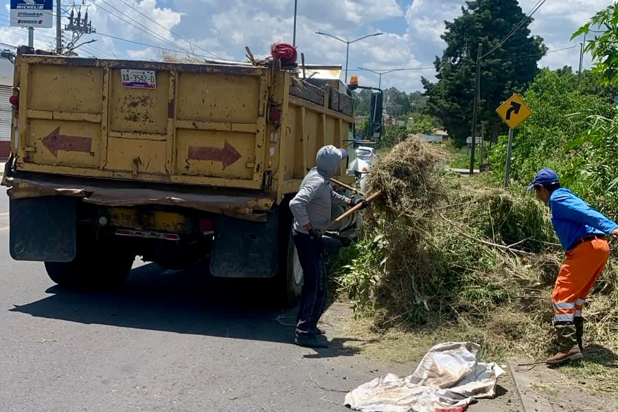 ¡A LIMPIAR LA CARRETERA! #MÁSTERRITORIO DA MANTENIMIENTO A LA PUEBLA-TLAXCALA