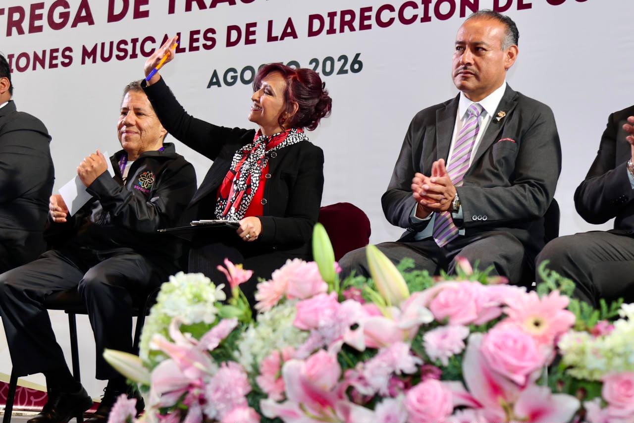 GOBERNADORA RENUEVA INSTRUMENTOS DE LAS AGRUPACIONES MUSICALES DEL ESTADO.