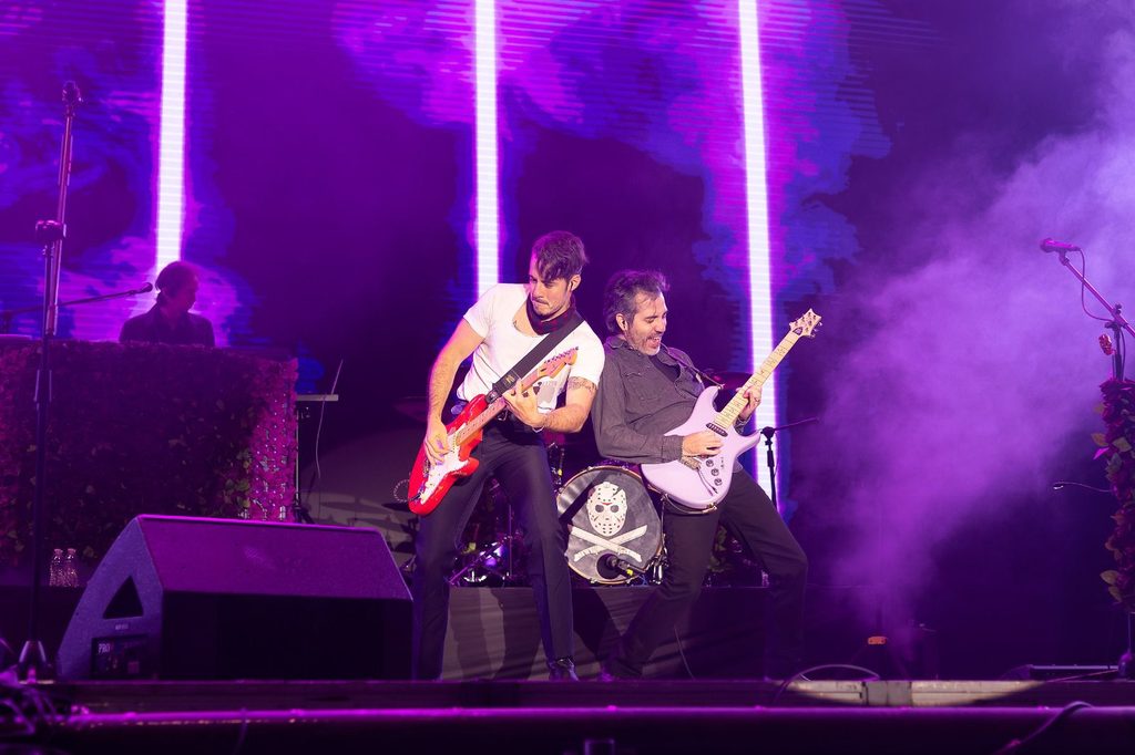 JOSÉ MADERO HACE VIBRAR EL FORO LATIDO HUAMANTLA CON UNA PRESENTACIÓN ESPECTACULAR
