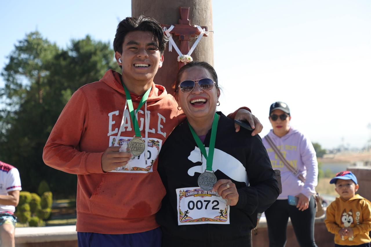CARRERA DE LOS BARRIOS MANTIENE VIVA UNA TRADICIÓN DEPORTIVA QUE REÚNE A GENERACIONES EN HUAMANTLA