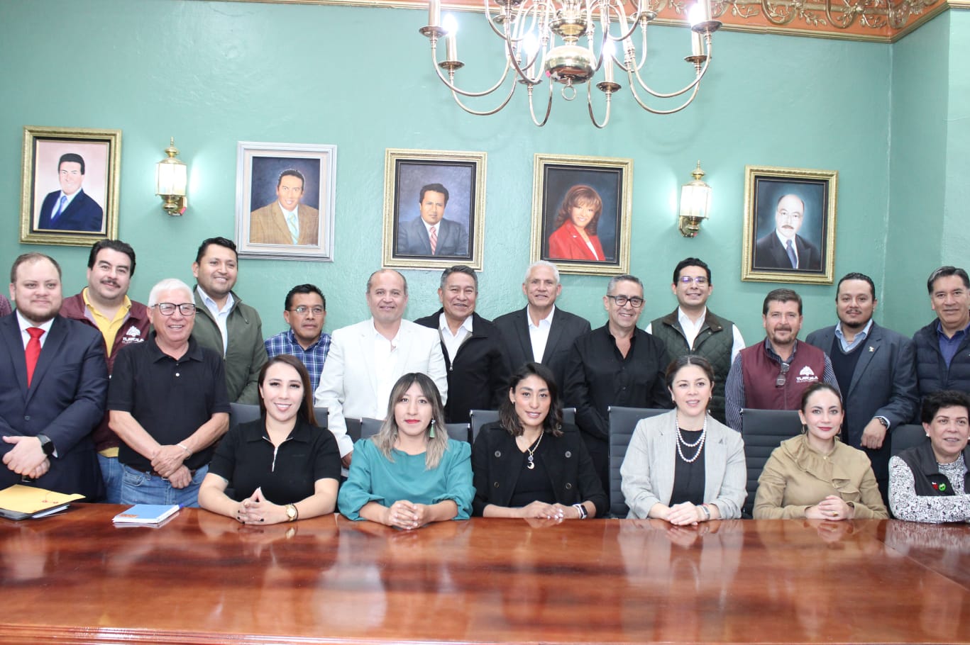 FORTALECE CARLOS LÓPEZ SUÁREZ COORDINACIÓN CON EL GABINETE DEL AYUNTAMIENTO DE TLAXCALA