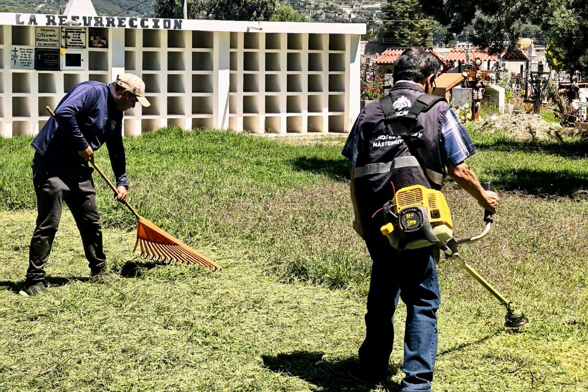 ¡MANOS A LA OBRA EN IXTULCO! #MÁSTERRITORIO PONE EN ORDEN EL PANTEÓN DE LA COMUNIDAD