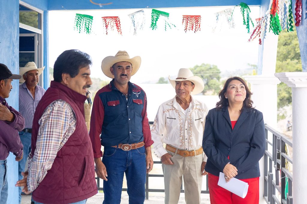 INAUGURAN NUEVA PRESIDENCIA DE COMUNIDAD EN LA RANCHERÍA EL MOLINO