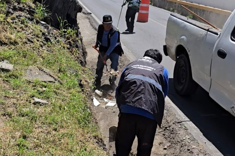 ¡MANOS A LA OBRA EN TEPEHITEC! #MÁS TERRITORIO LIMPIA CUNETAS Y MEJORA LAS VIALIDADES