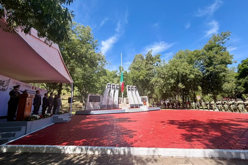 TLAXCALA CAPITAL CONMEMORA EL LEGADO DE FELIPE SANTIAGO XICOHTÉNCATL Y LOS NIÑOS HÉROES DE CHAPULTEPEC