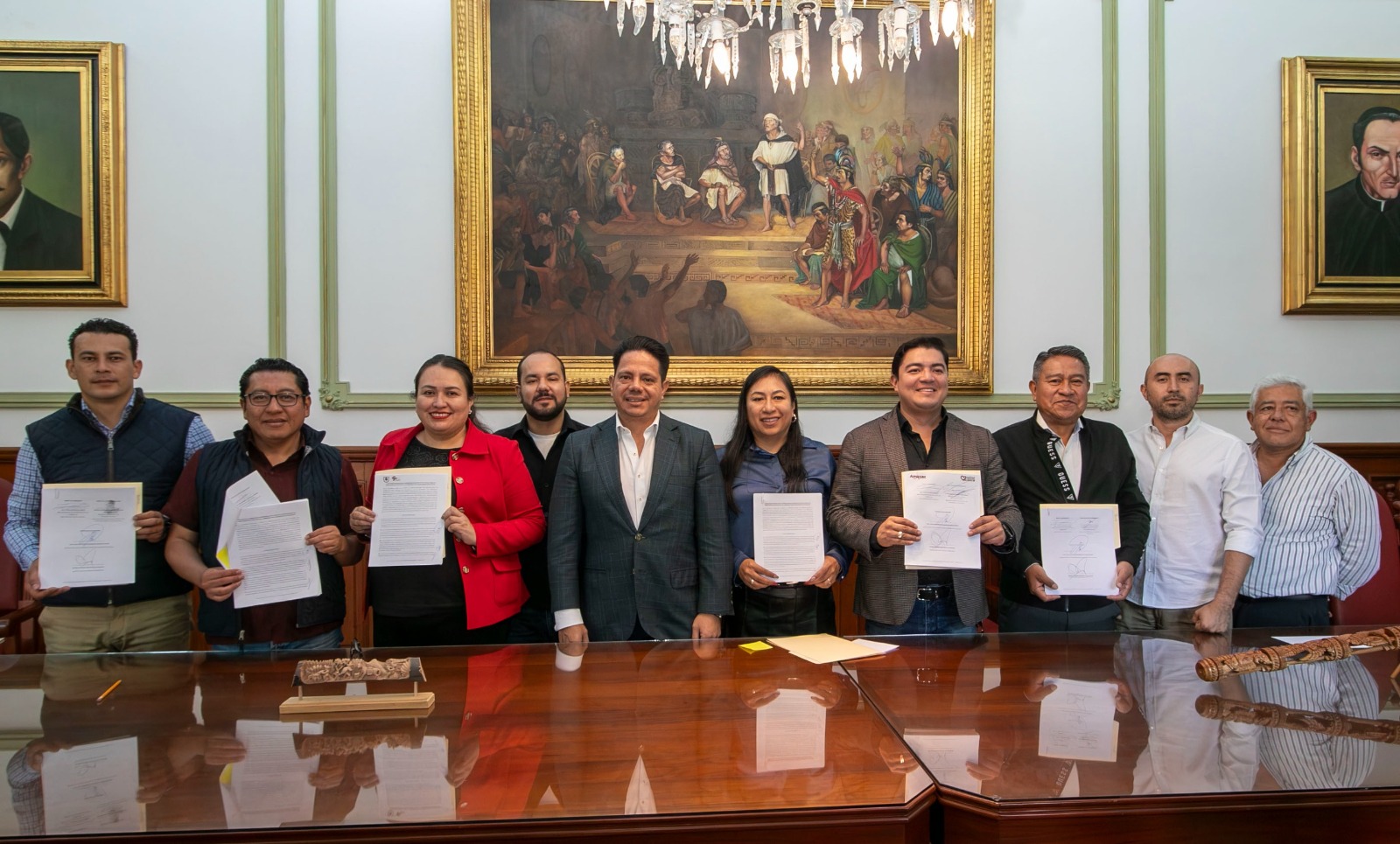 FIRMA ALCALDE DE TLAXCALA CONVENIO INTERINSTITUCIONAL PARA PREVENIR Y PROTEGER AL AMBIENTE DE LA CONTAMINACIÓN