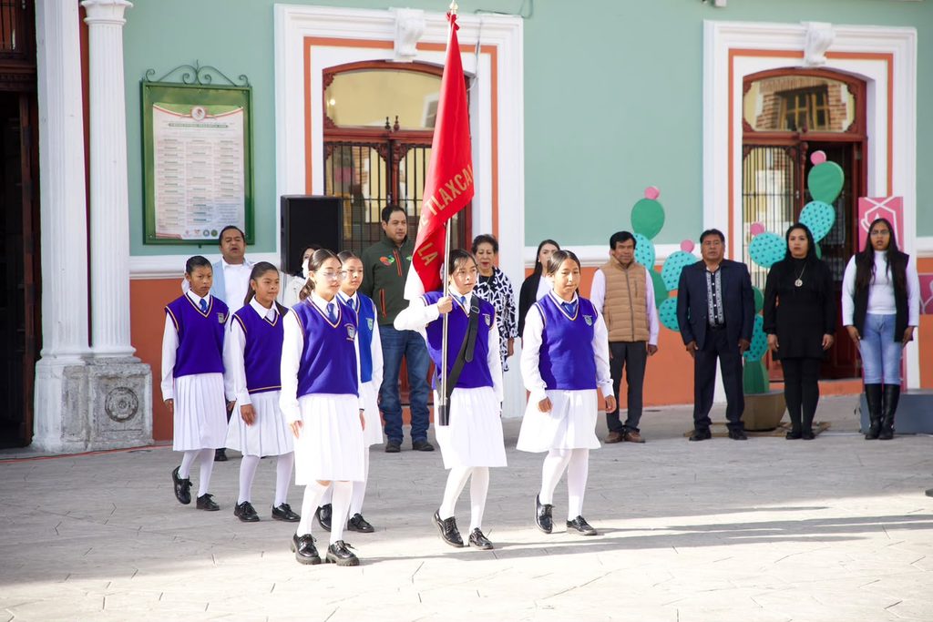 PARTICIPAN LAS COMUNIDADES DE CUAUHTÉMOC Y PILARES, JUNTO CON LA TELESECUNDARIA PORFIRIO DÍAZ EN HOMENAJE CÍVICO