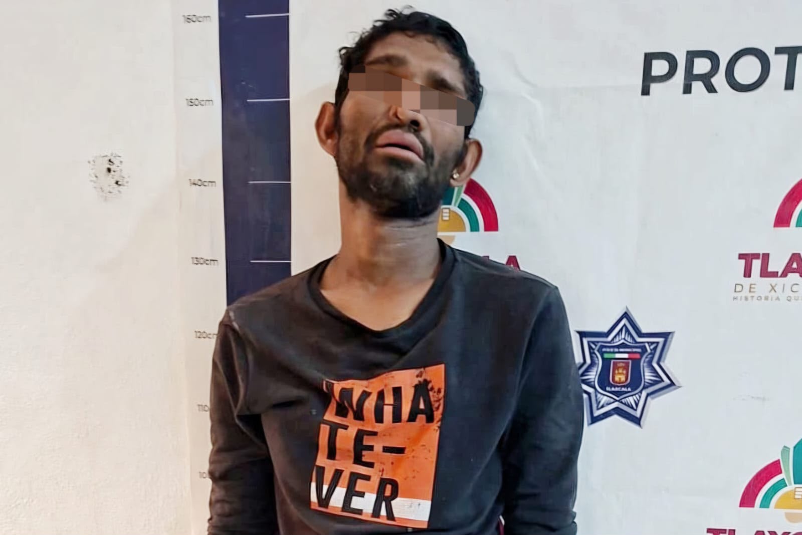 POLICÍA MUNICIPAL DE TLAXCALA DETIENE A MASCULINO POR ALTERACIÓN DEL ORDEN Y SEÑALAMIENTO POR PRESUNTO ALLANAMIENTO