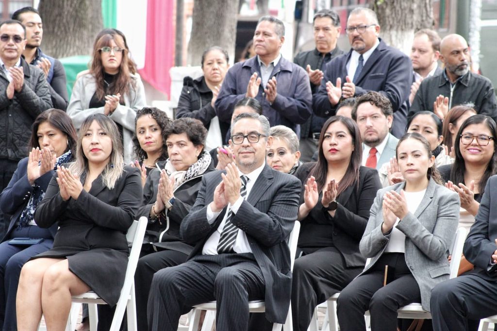 CON DESFILE, CEREMONIA SOLEMNE Y DEVELACIÓN DE PLACAS, INICIAN FESTEJOS POR EL 501 ANIVERSARIO DE LA CAPITAL DE TLAXCALA