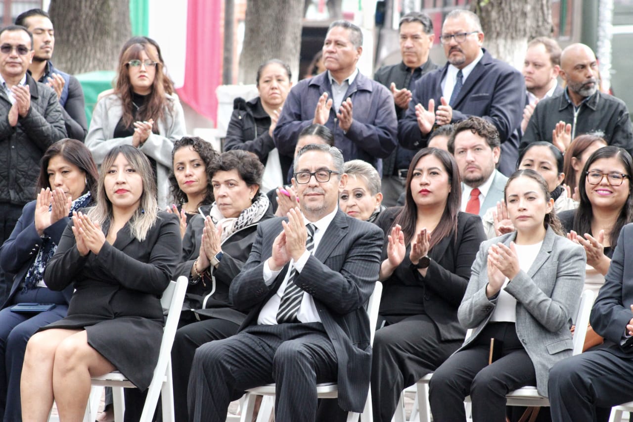 CON DESFILE, CEREMONIA SOLEMNE Y DEVELACIÓN DE PLACAS, INICIAN FESTEJOS POR EL 501 ANIVERSARIO DE LA CAPITAL DE TLAXCALA