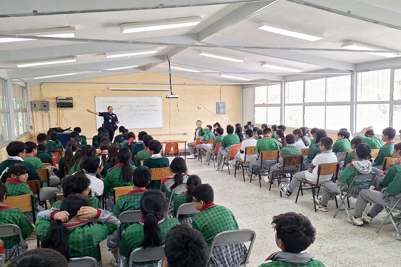 AYUNTAMIENTO DE TLAXCALA PROMUEVE LA CULTURA DE AUTOCUIDADO EN LA SECUNDARIA GABINO PALMA