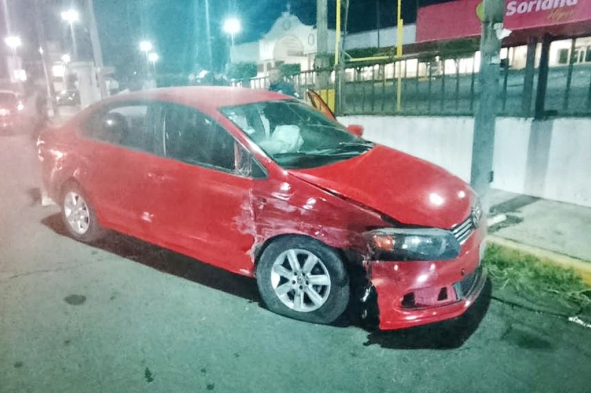 ATIENDEN POLICÍA DE LA CAPITAL Y PROTECCIÓN CIVIL MUNICIPAL ACCIDENTE DE TRÁNSITO EN VÍA OCOTLÁN Y SE DISIPA COMPETENCIA NO AUTORIZADA