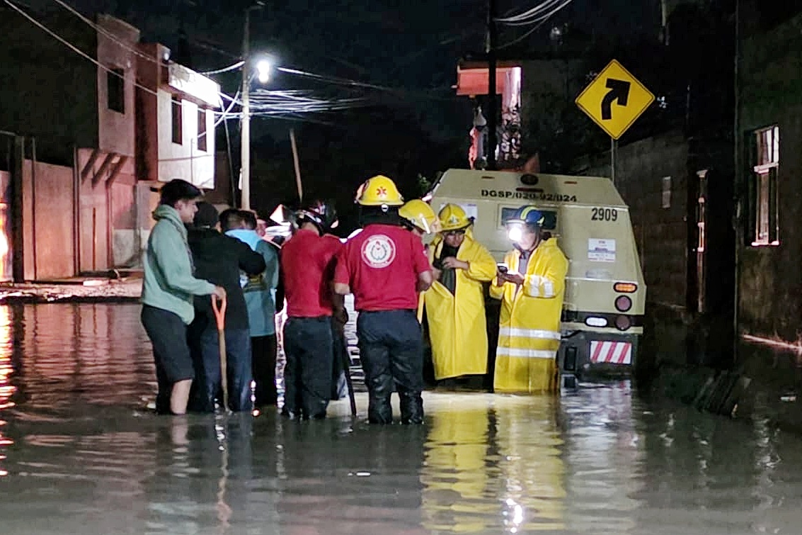 COORDINA AYUNTAMIENTO DE TLAXCALA ATENCIÓN A AFECTACIONES POR FUERTE LLUVIA EN LA CAPITAL