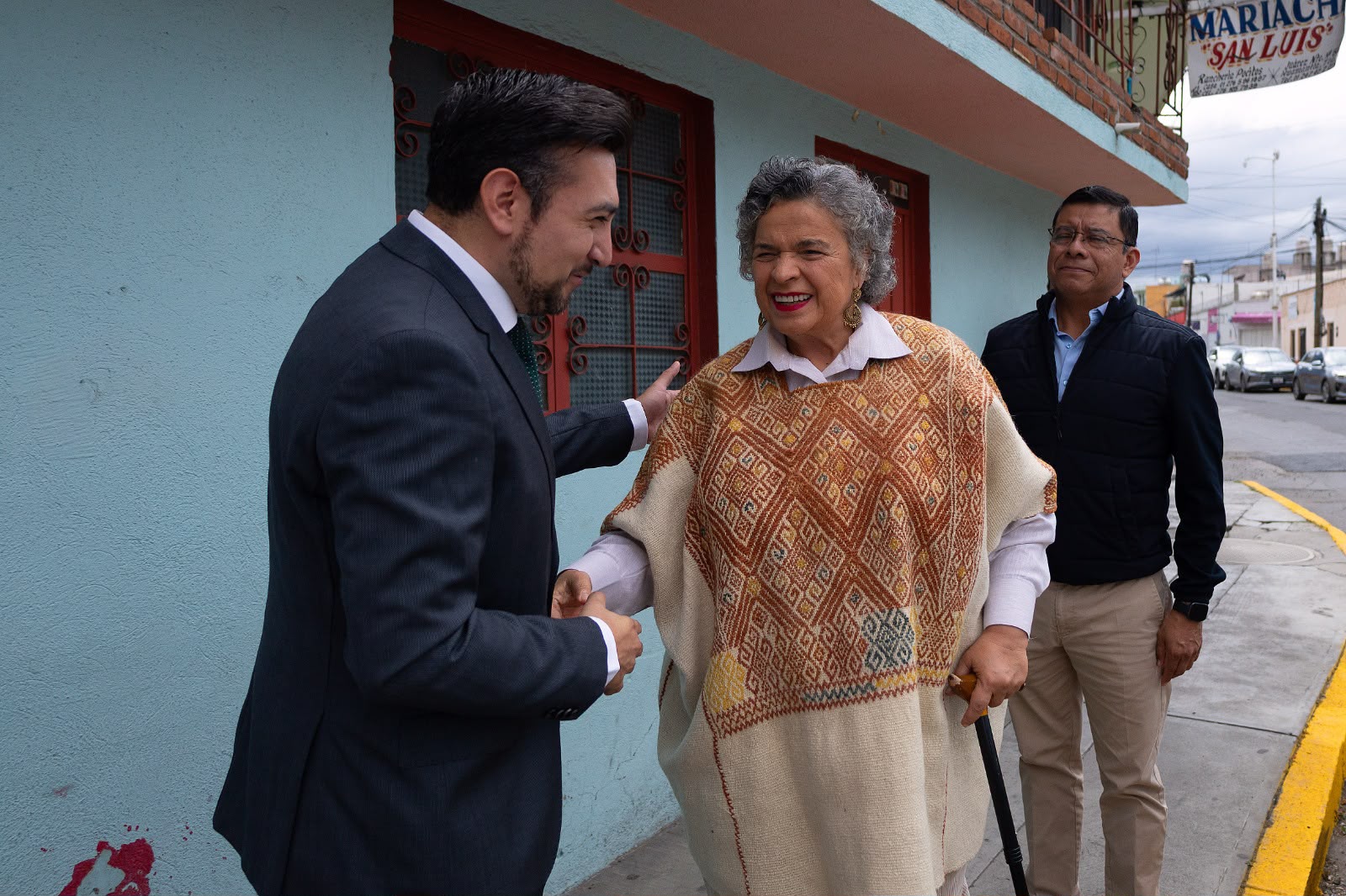 BEATRIZ PAREDES RECONOCE LA GESTIÓN DE SALVADOR “CHAVA” SANTOS: “HUAMANTLA TIENE QUE SER EL POLO DE DESARROLLO DEL ORIENTE”